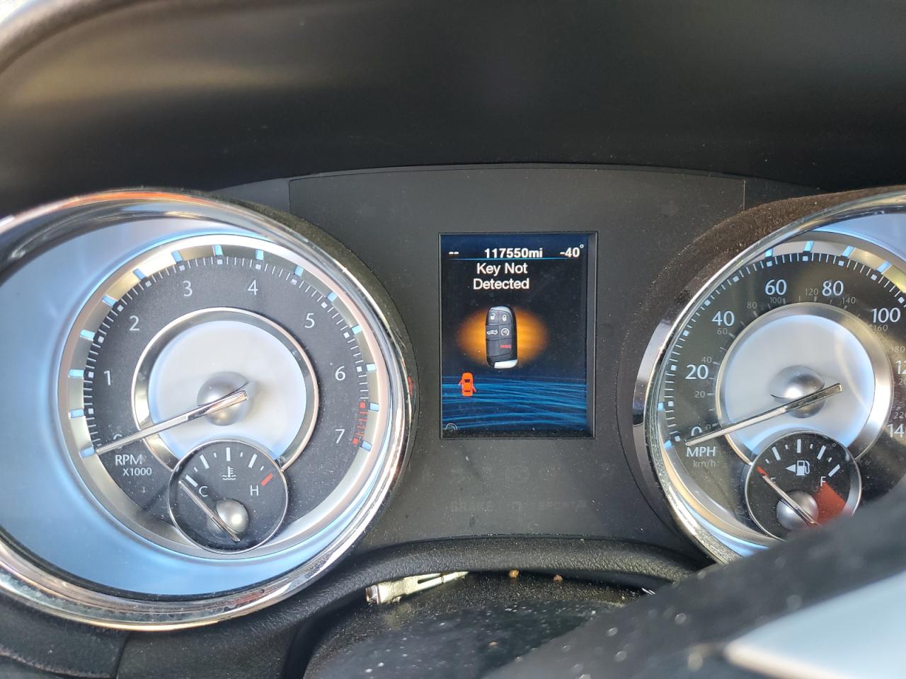 2012 Chrysler 300 Limited VIN: 2C3CCAHGXCH137415 Lot: 72042405