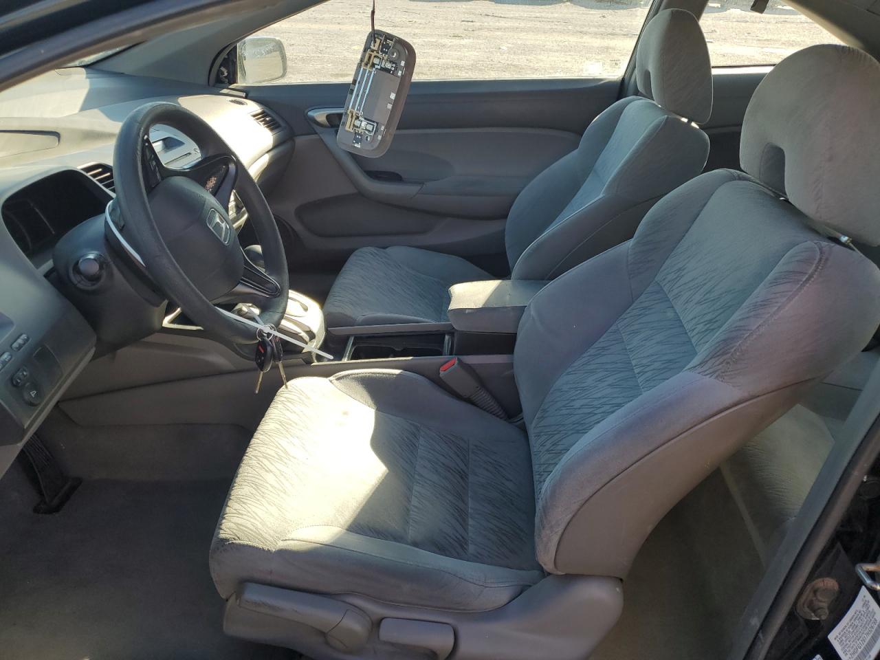 2007 Honda Civic Lx VIN: 2HGFG12617H526769 Lot: 84615055