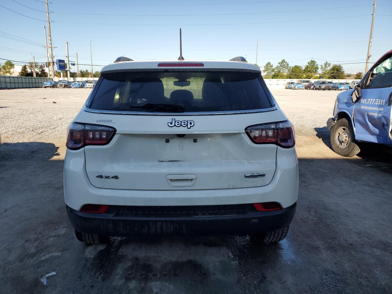 2018 Jeep Compass Latitude VIN: 3C4NJDBB7JT483368 Lot: 84019705