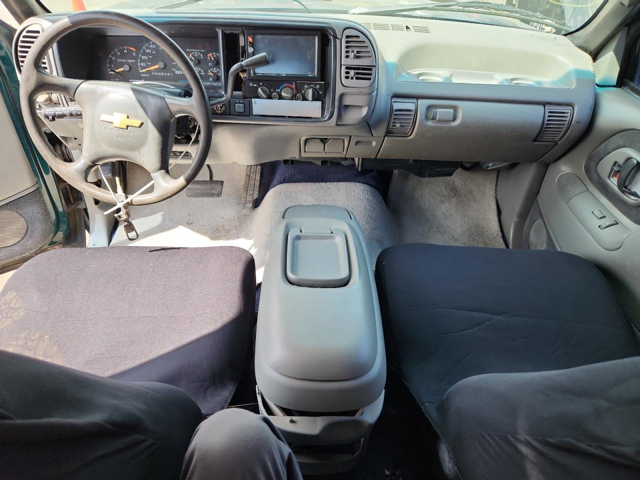 1995 Chevrolet Gmt-400 C1500 VIN: 2GCEC19K1S1274287 Lot: 81642035