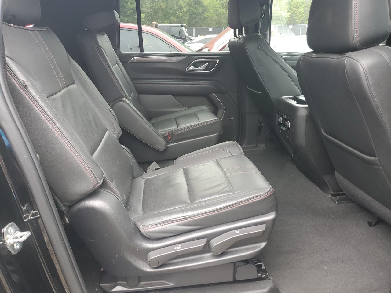 2022 Chevrolet Suburban C1500 Rst VIN: 1GNSCEKD4NR207109 Lot: 84194115