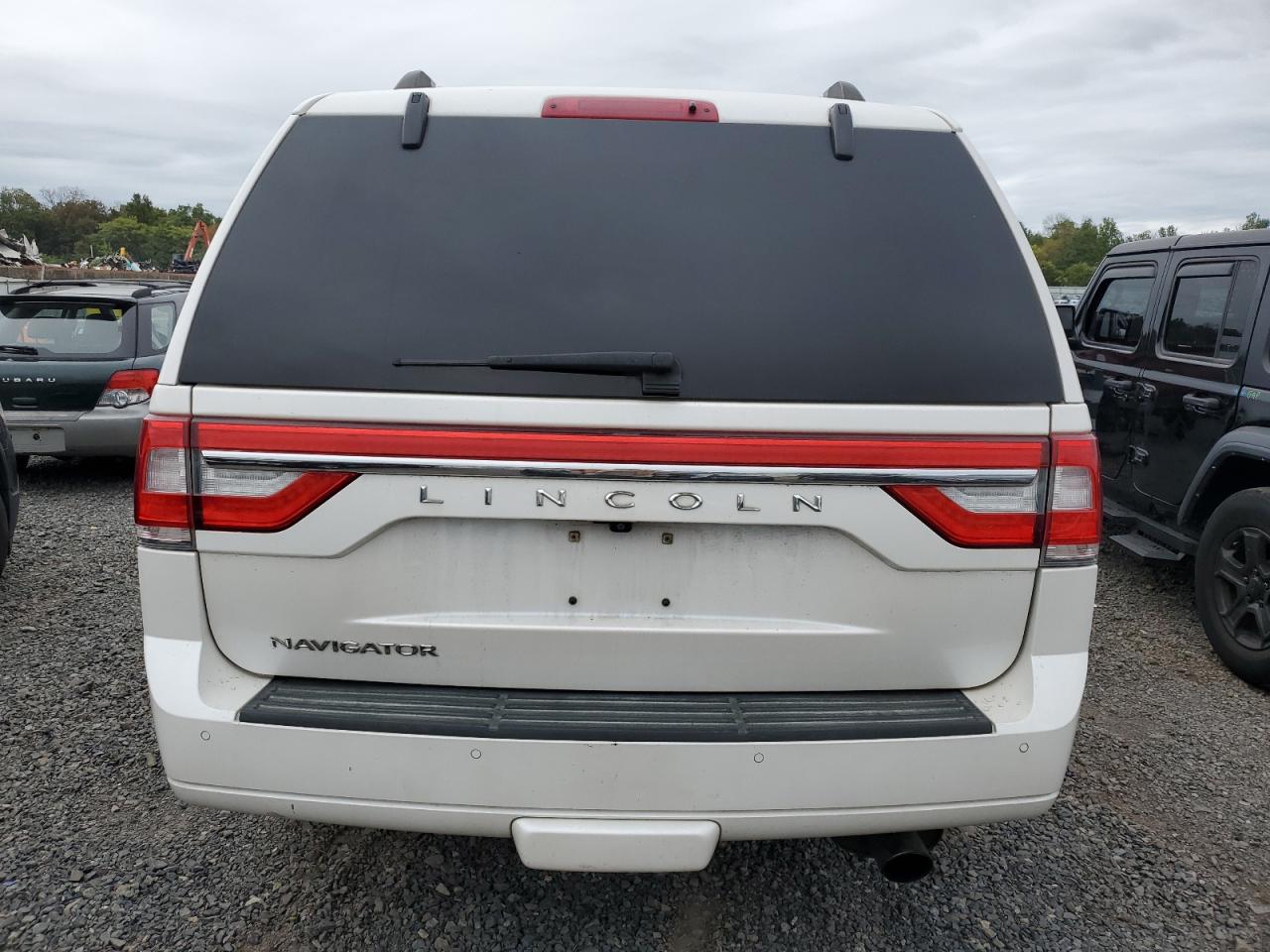 2017 Lincoln Navigator Select VIN: 5LMJJ2JT8HEL10524 Lot: 71487085