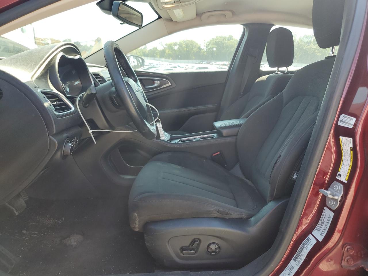 2015 Chrysler 200 Limited VIN: 1C3CCCAB1FN687706 Lot: 80712135