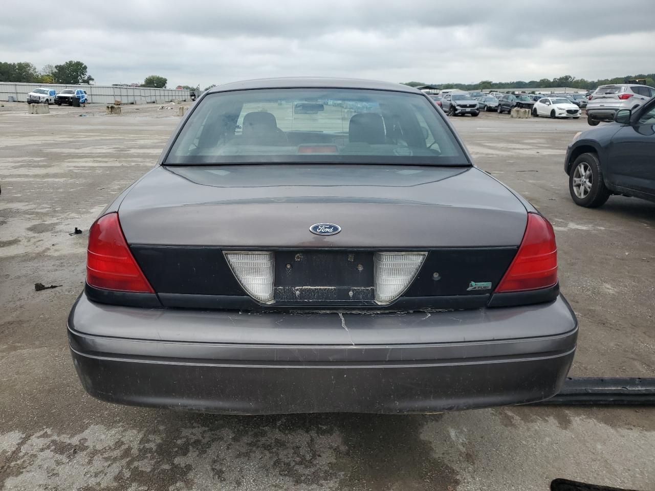 2009 Ford Crown Victoria Police Interceptor VIN: 2FAHP71V19X137566 Lot: 83948915