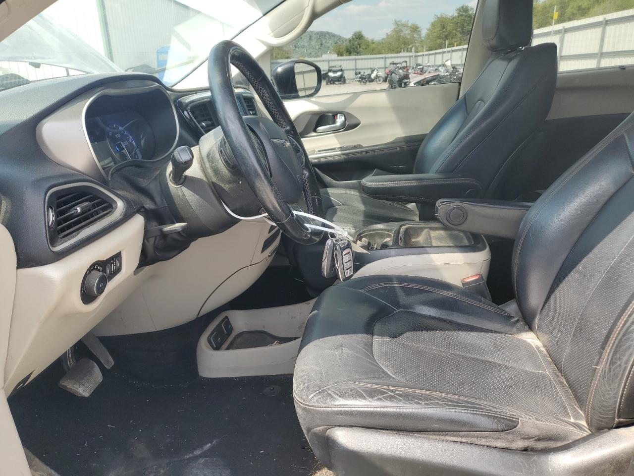 2020 Chrysler Pacifica Touring L VIN: 2C4RC1BG5LR274237 Lot: 80550495