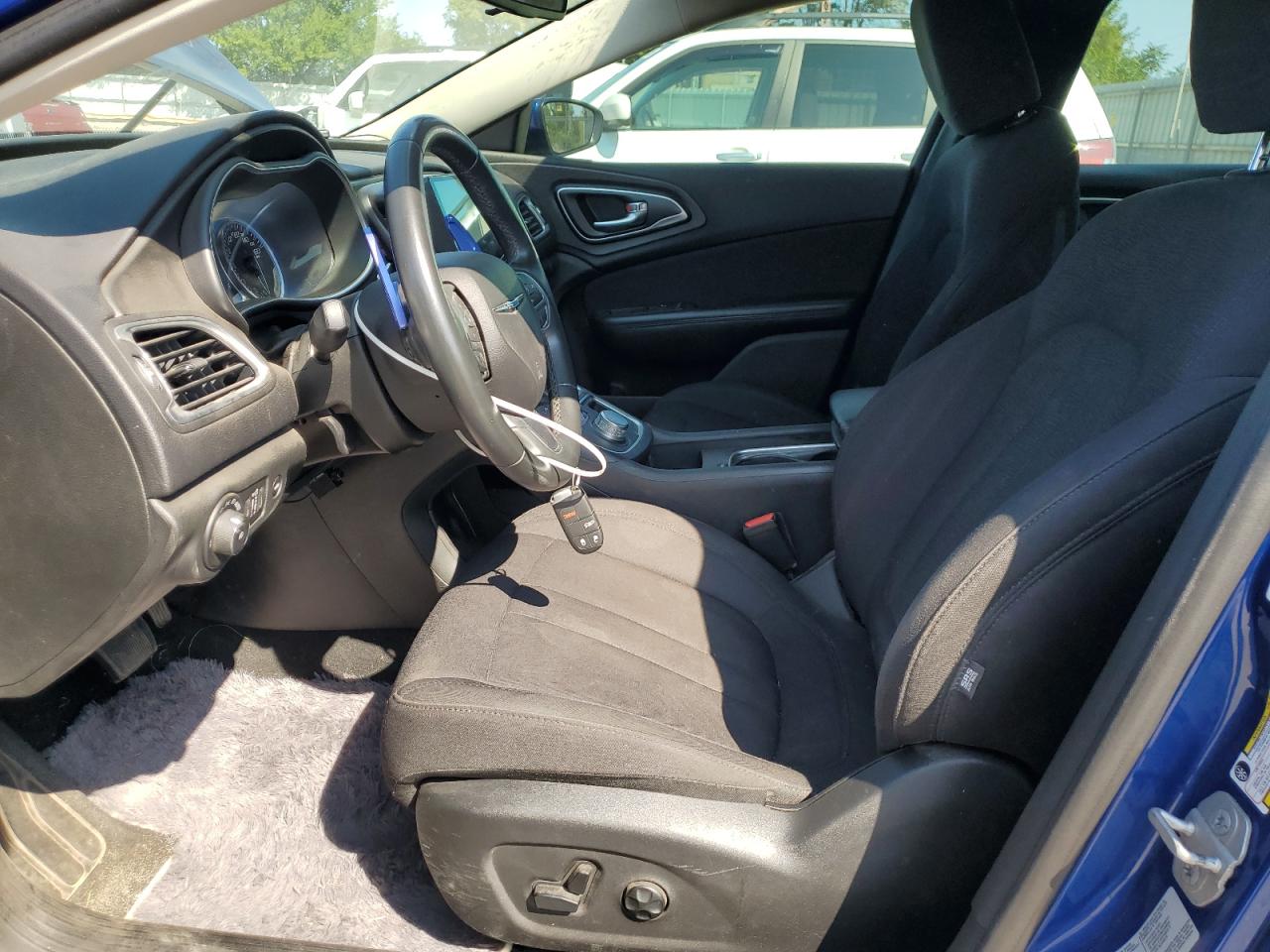 2015 Chrysler 200 Limited VIN: 1C3CCCAG9FN586120 Lot: 71874975