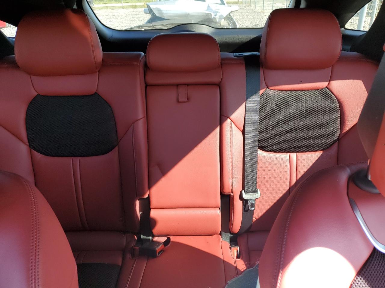 2022 Genesis Gv70 Base VIN: KMUMCDTC2NU028353 Lot: 72045295