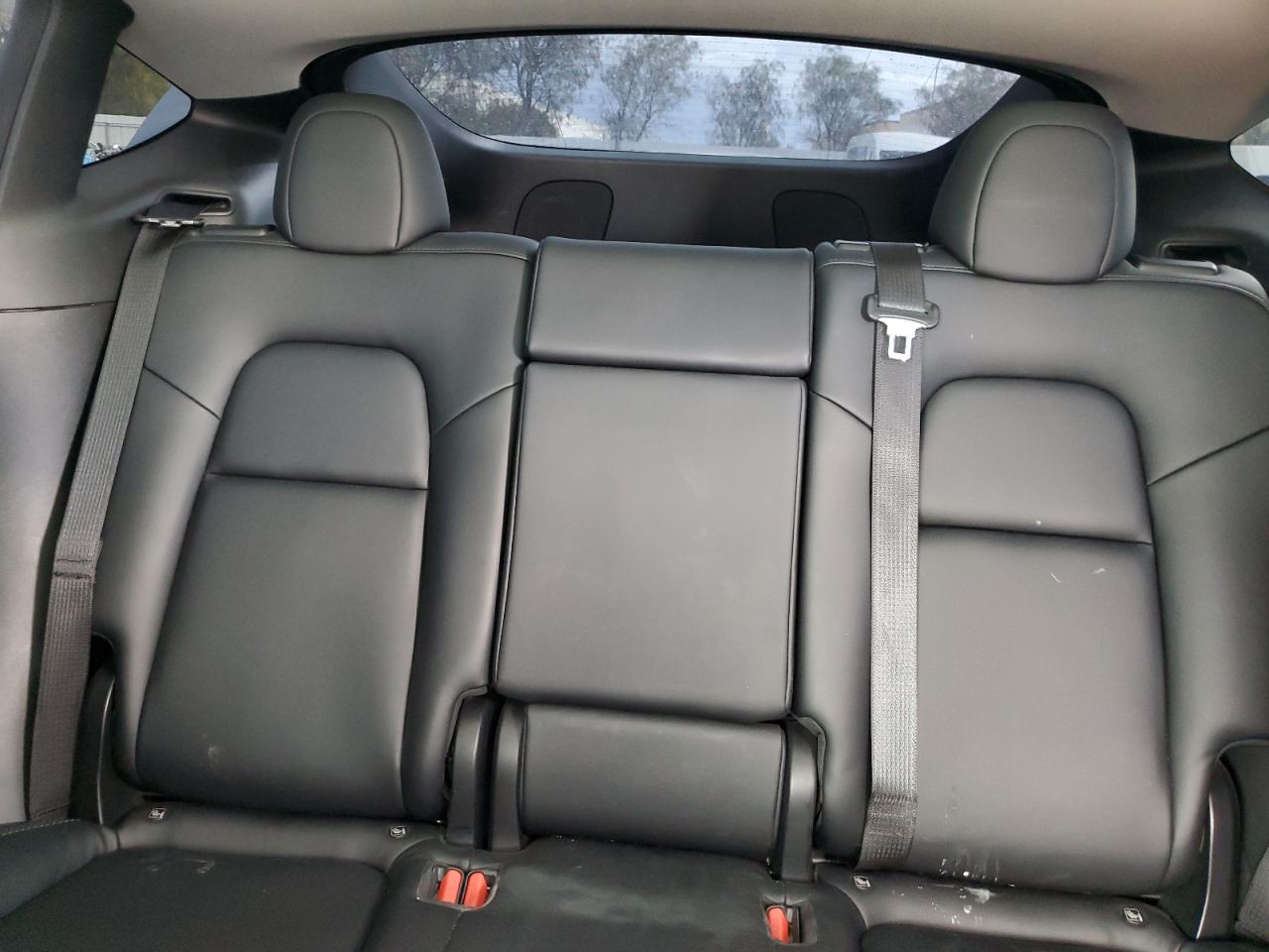 2021 Tesla Model Y VIN: 5YJYGDEEXMF207884 Lot: 84293775