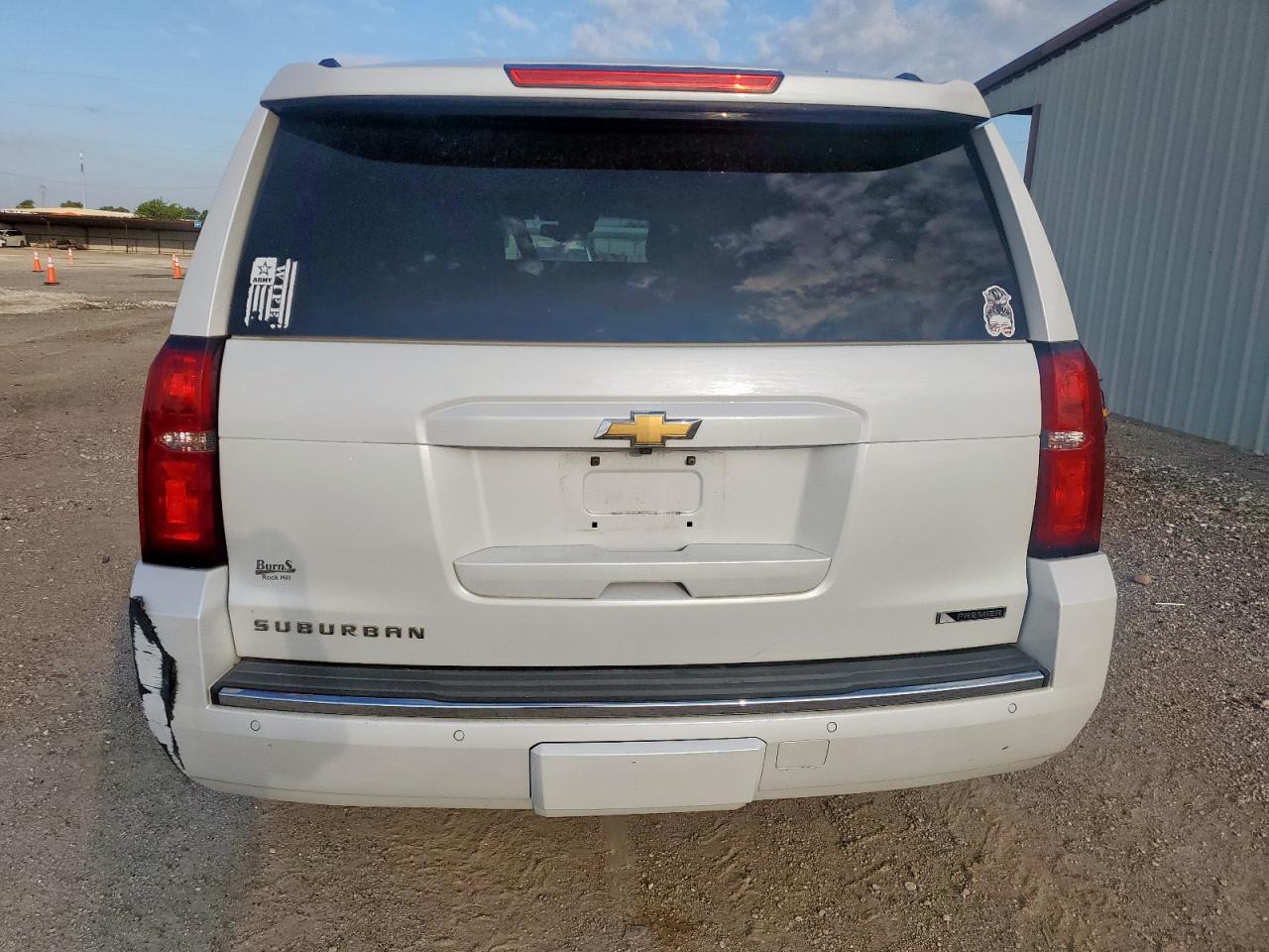 2018 Chevrolet Suburban K1500 Premier VIN: 1GNSKJKC8JR173544 Lot: 71486535