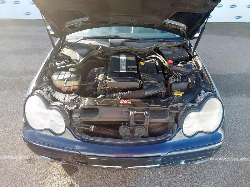 2002 MERCEDES-BENZ C CLASS C180K CLASSIC SE 4DR AUTO