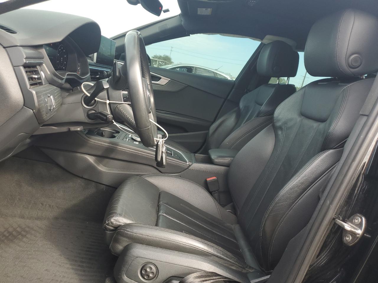 2019 Audi A4 Premium Plus VIN: WAUHMAF44KA108722 Lot: 81721875