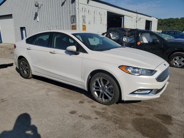 Sedans FORD FUSION 2017 White
