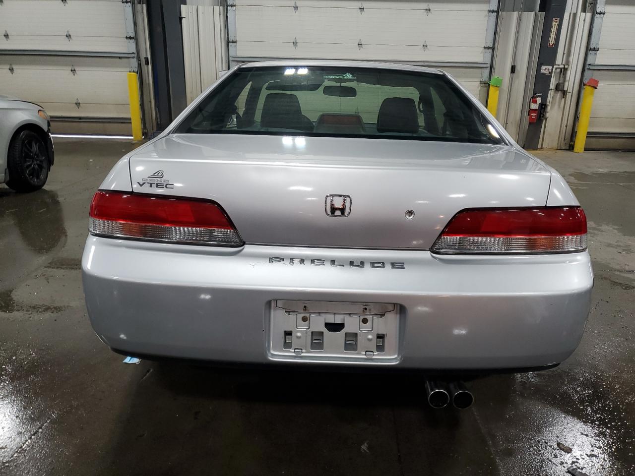 2001 Honda Prelude VIN: JHMBB62491C008909 Lot: 82052175