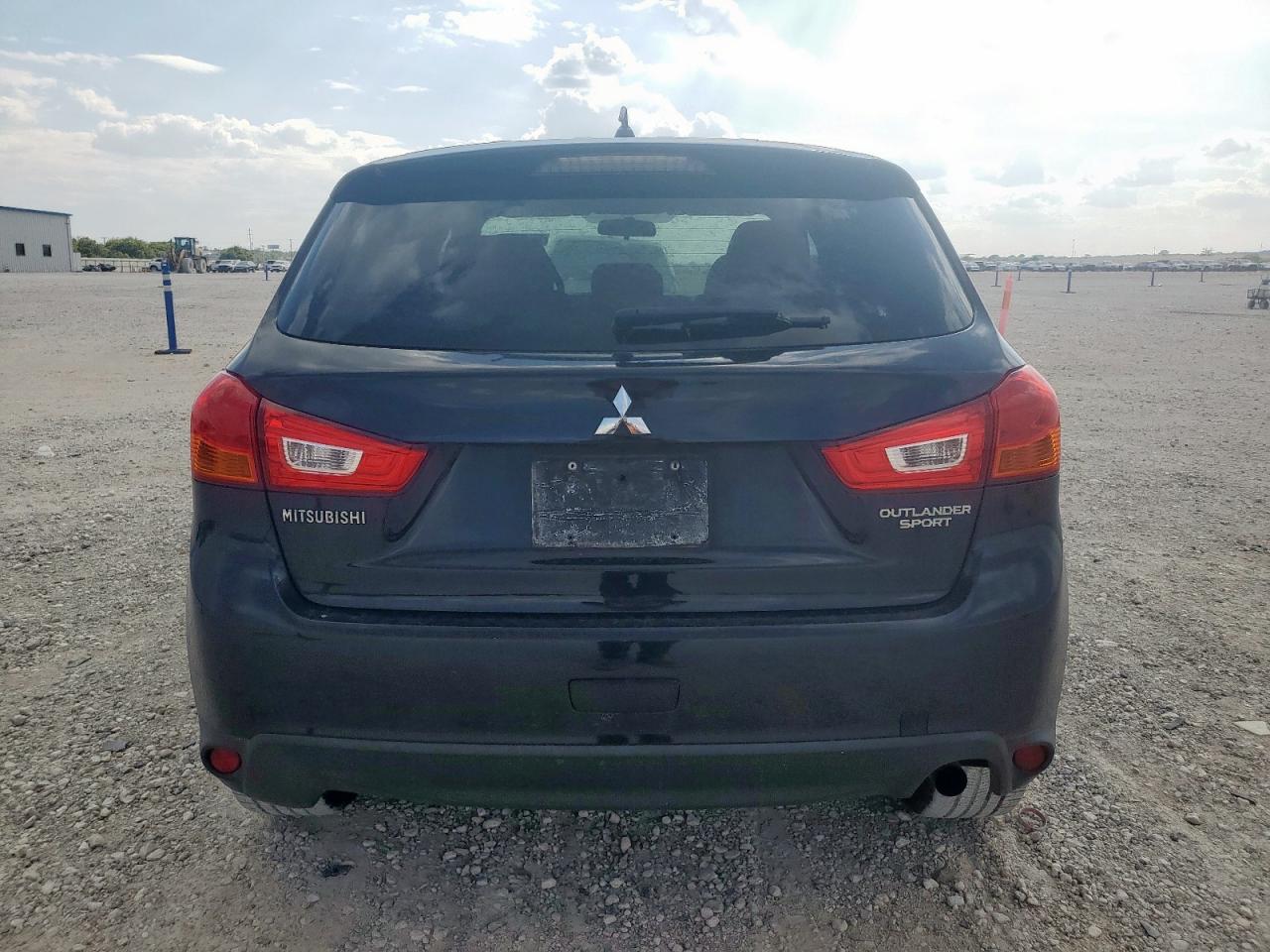 2015 Mitsubishi Outlander Sport Es VIN: 4A4AP3AUXFE023390 Lot: 80128515