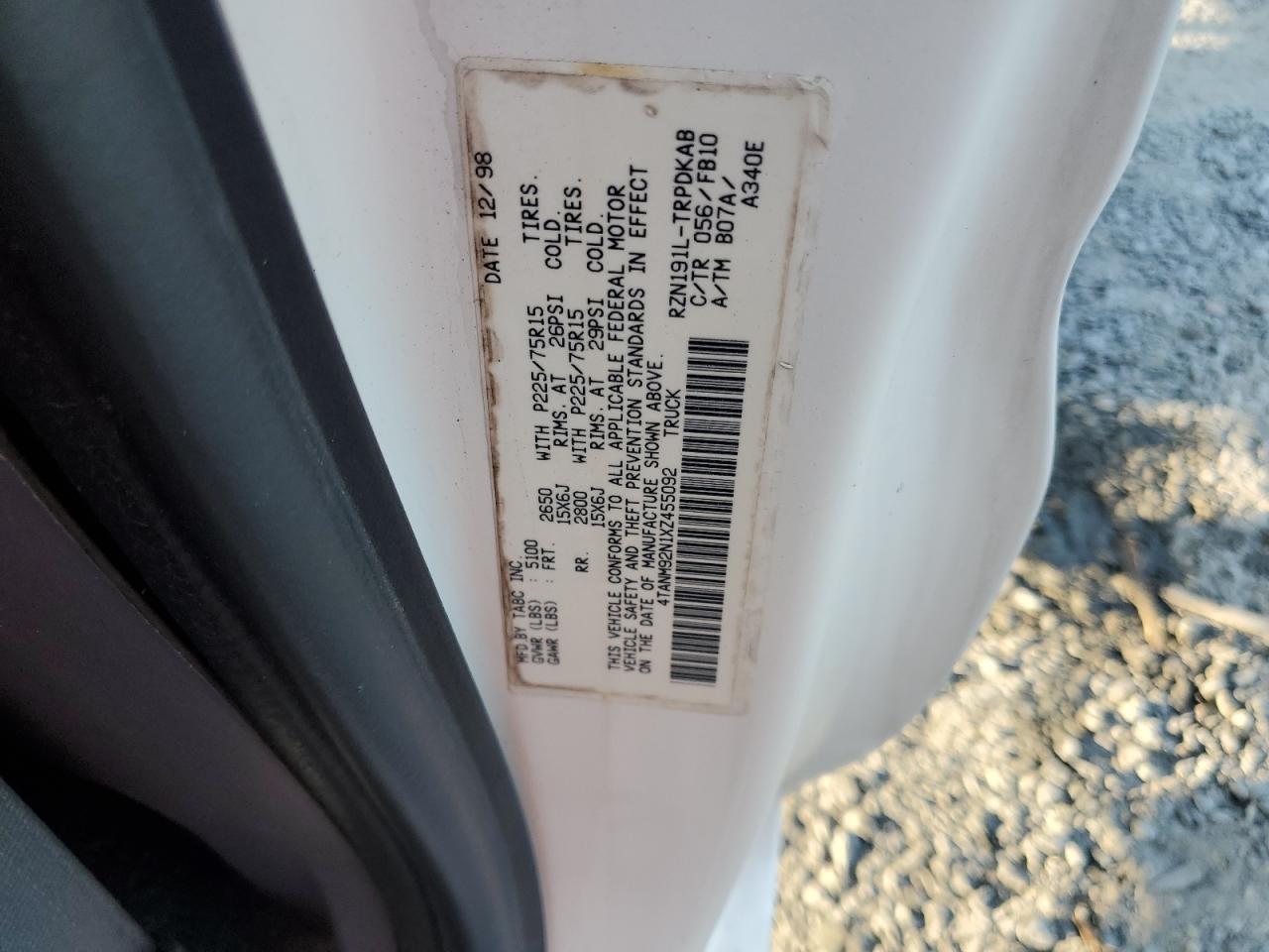 1999 Toyota Tacoma Prerunner VIN: 4TANM92N1XZ455092 Lot: 81484115