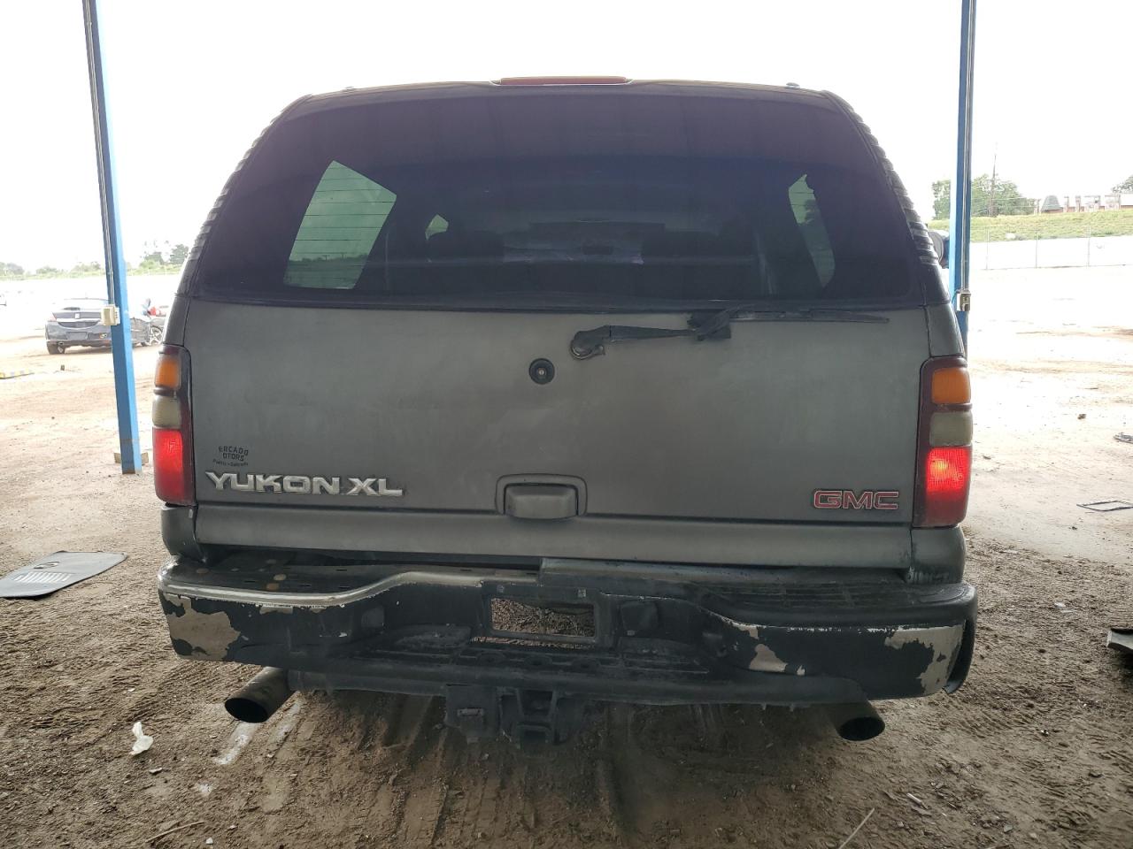 2002 GMC Yukon Xl K1500 VIN: 3GKFK16Z32G323042 Lot: 71802735