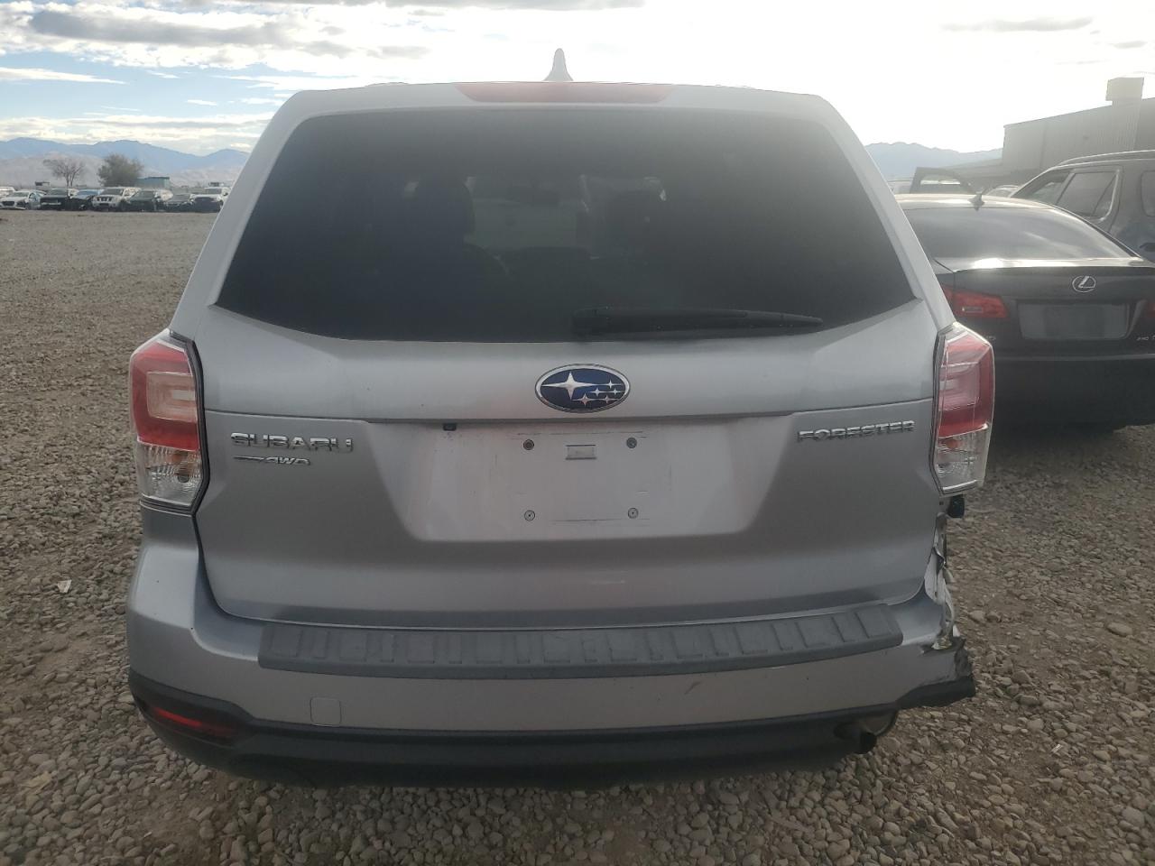 2018 Subaru Forester 2.5I VIN: JF2SJAAC3JH543402 Lot: 69964945