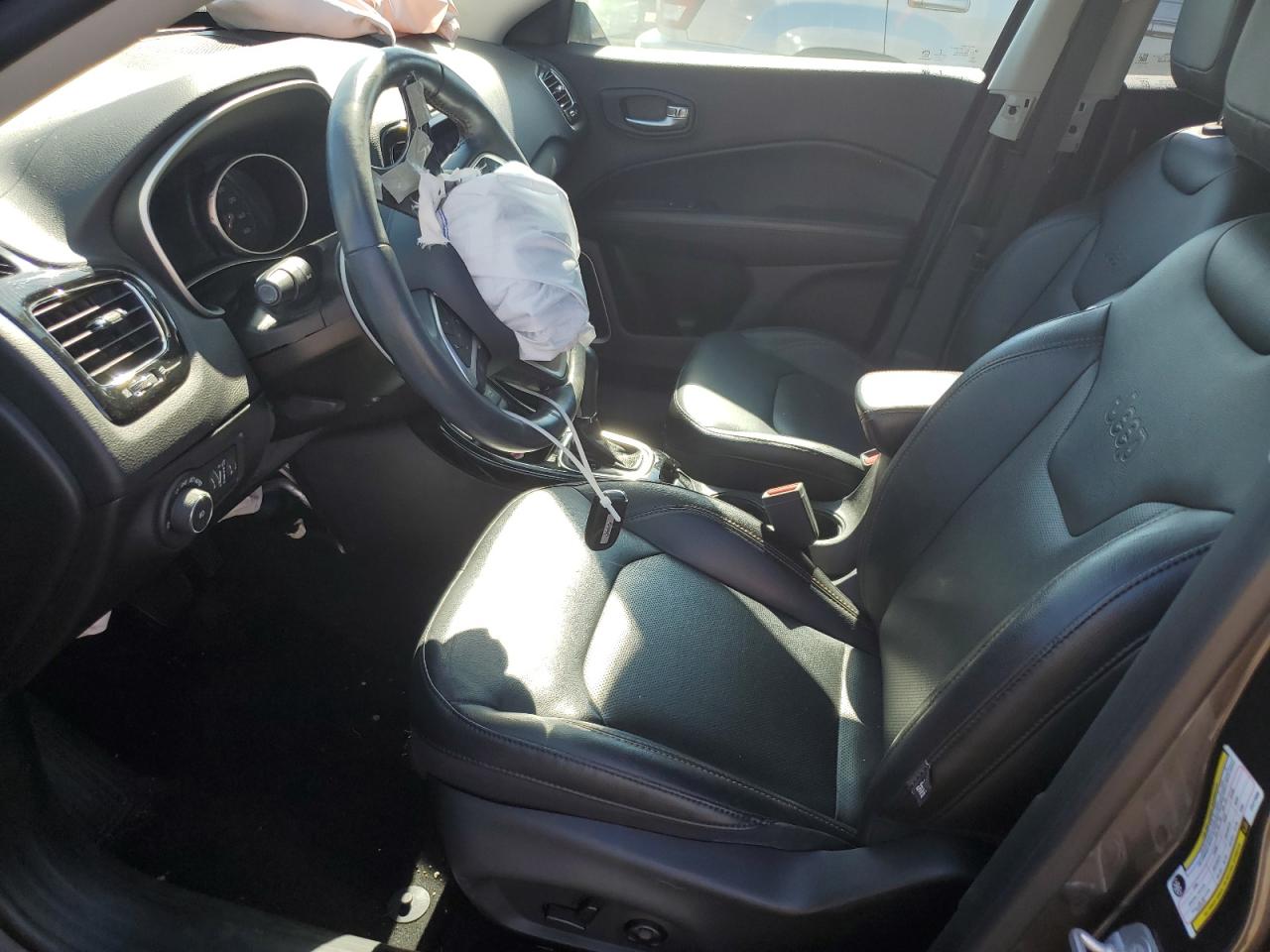 2018 Jeep Compass Limited VIN: 3C4NJCCB0JT411680 Lot: 84427425