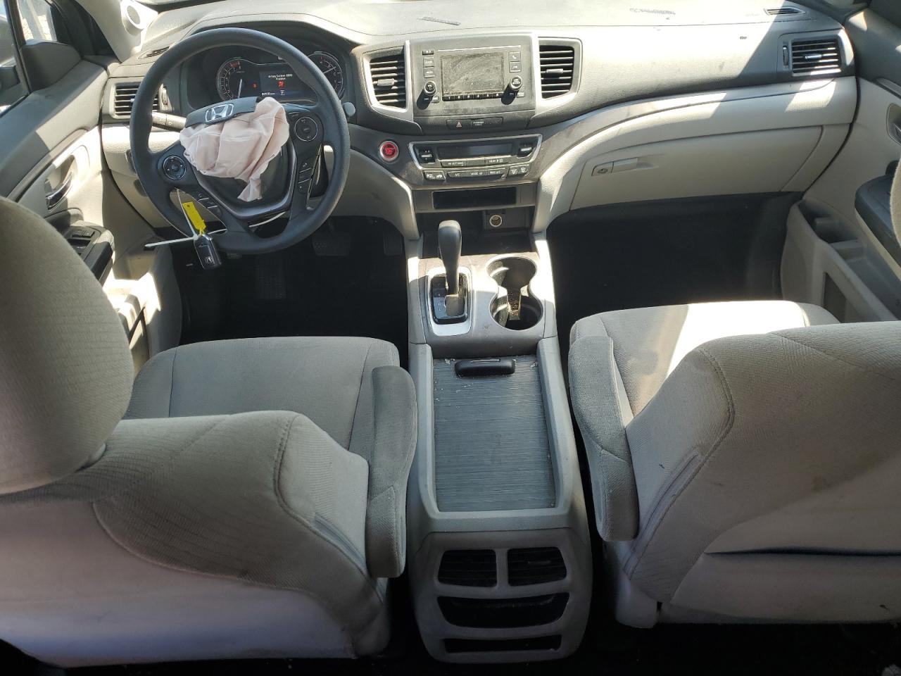 2017 Honda Pilot Lx VIN: 5FNYF5H14HB008272 Lot: 71634385