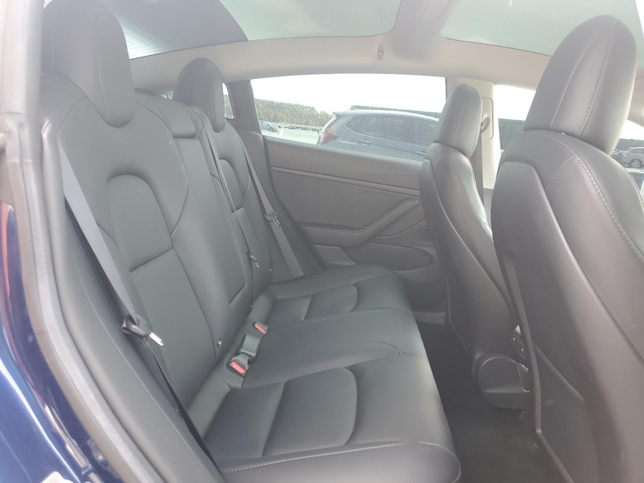 2018 Tesla Model 3 VIN: 5YJ3E1EB9JF120283 Lot: 81733195