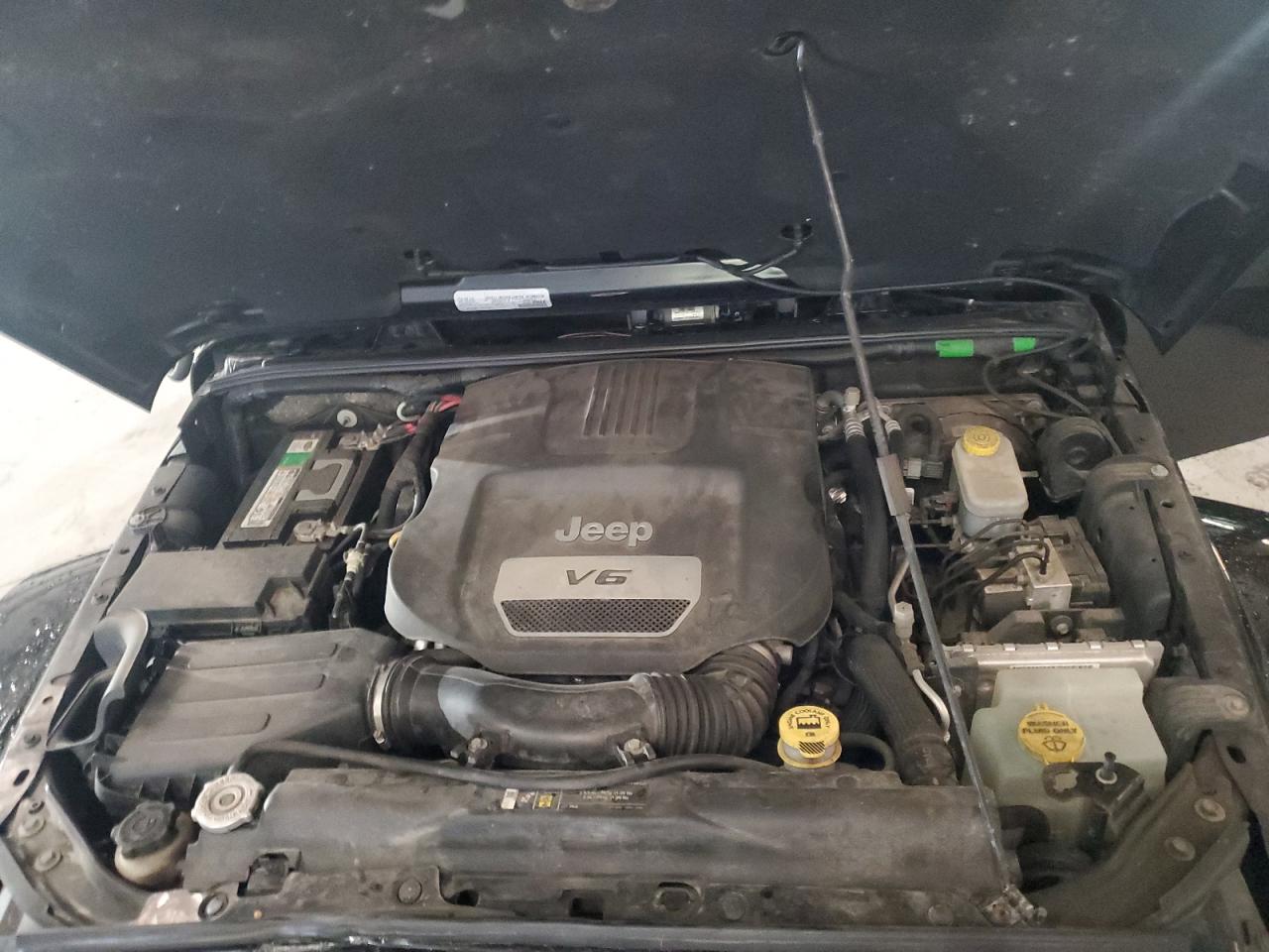 2017 Jeep Wrangler Unlimited Sahara VIN: 1C4HJWEG5HL685356 Lot: 84364625