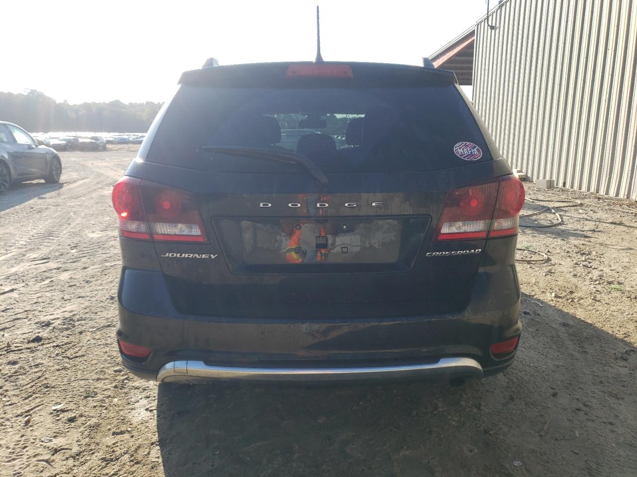 2020 Dodge Journey Crossroad VIN: 3C4PDCGB2LT267000 Lot: 70909855