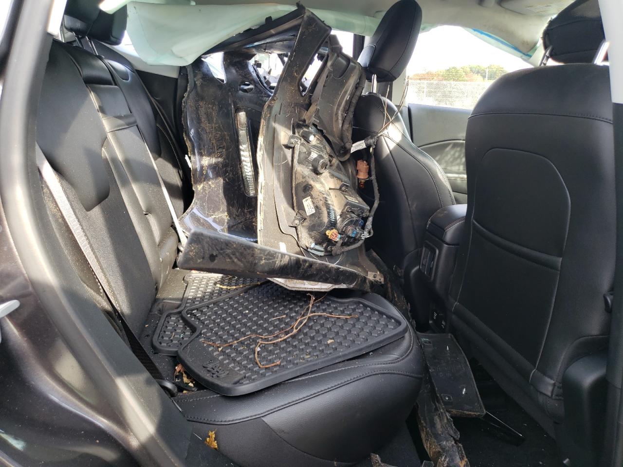 2019 Jeep Compass Latitude VIN: 3C4NJDBB5KT768538 Lot: 84698825