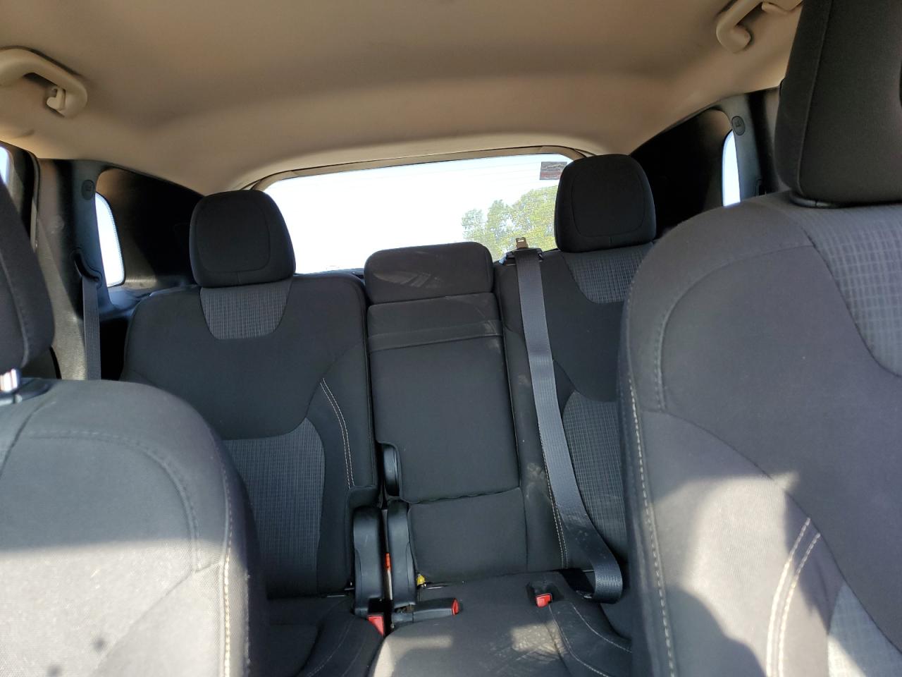 2016 Jeep Cherokee Latitude VIN: 1C4PJMCB6GW118206 Lot: 81749365