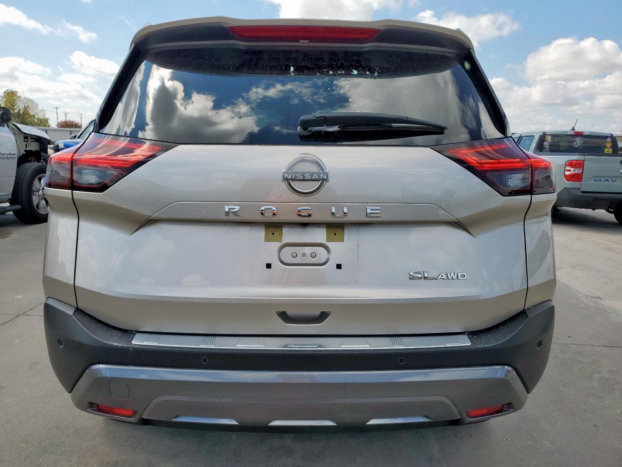 2022 Nissan Rogue Sl VIN: JN8BT3CB2NW332769 Lot: 81732965