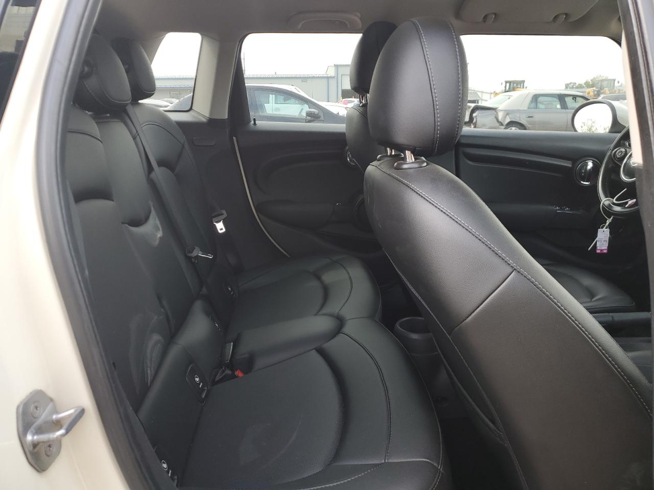 2016 Mini Cooper VIN: WMWXU1C59G2D10758 Lot: 72041025