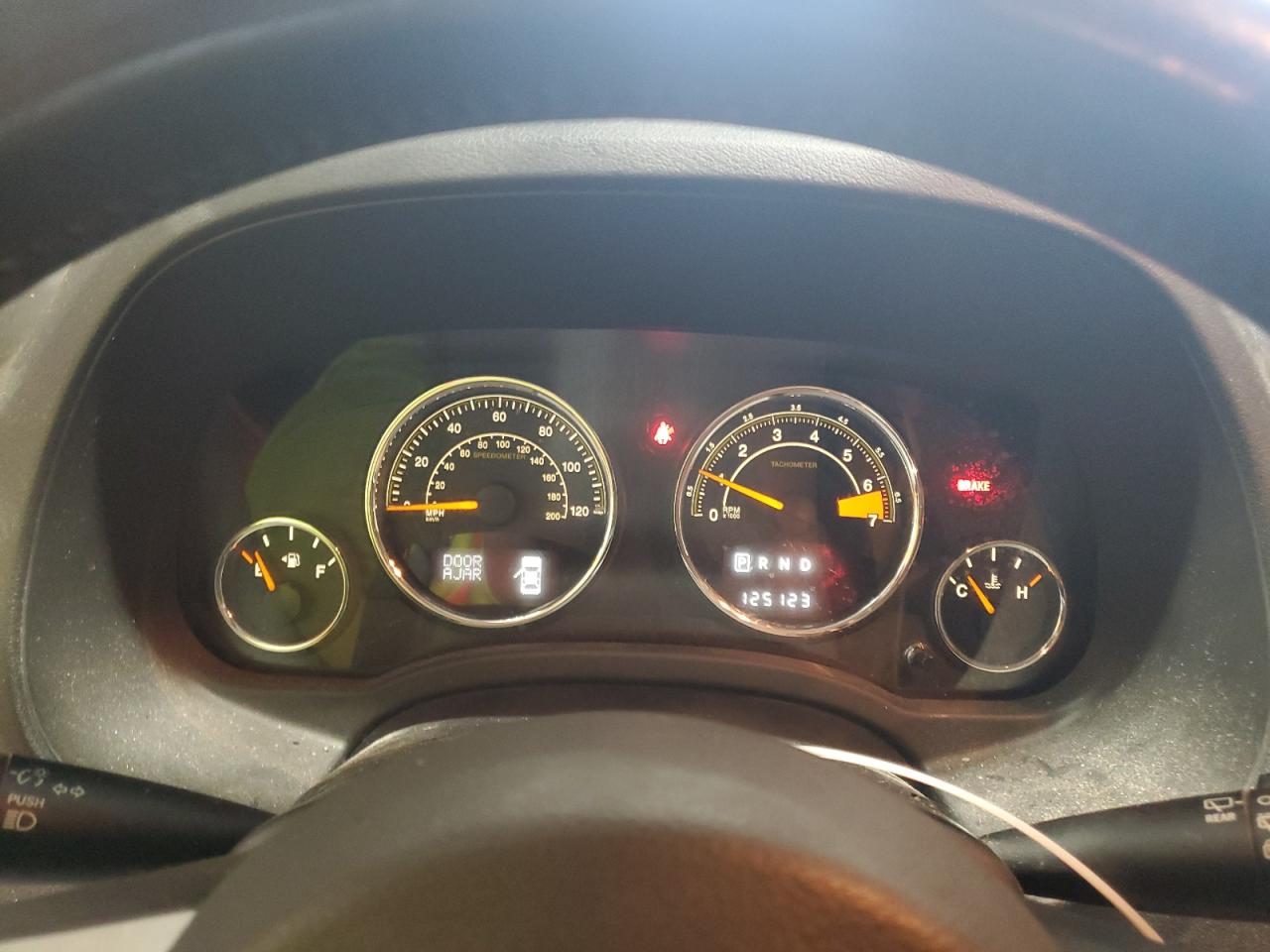 2015 Jeep Compass Latitude VIN: 1C4NJCEA4FD240854 Lot: 83955115