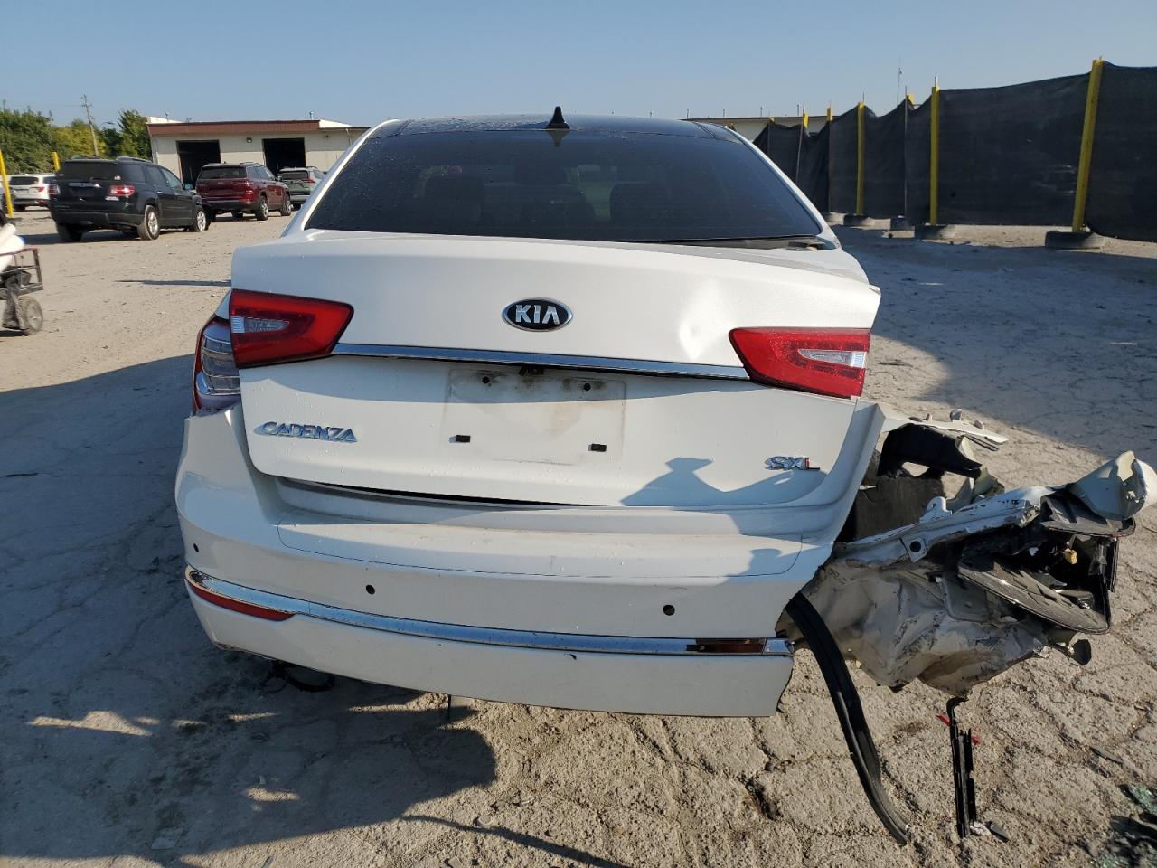 2015 Kia Cadenza Premium VIN: KNALN4D72F5182855 Lot: 81149245