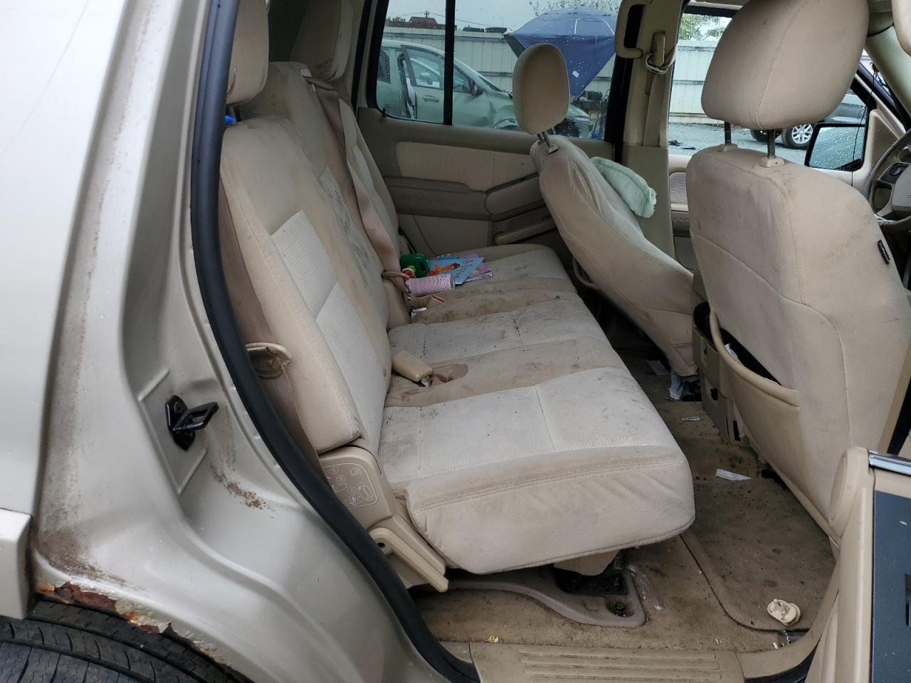 2007 Ford Explorer Xlt VIN: 1FMEU73E07UB49999 Lot: 71641665