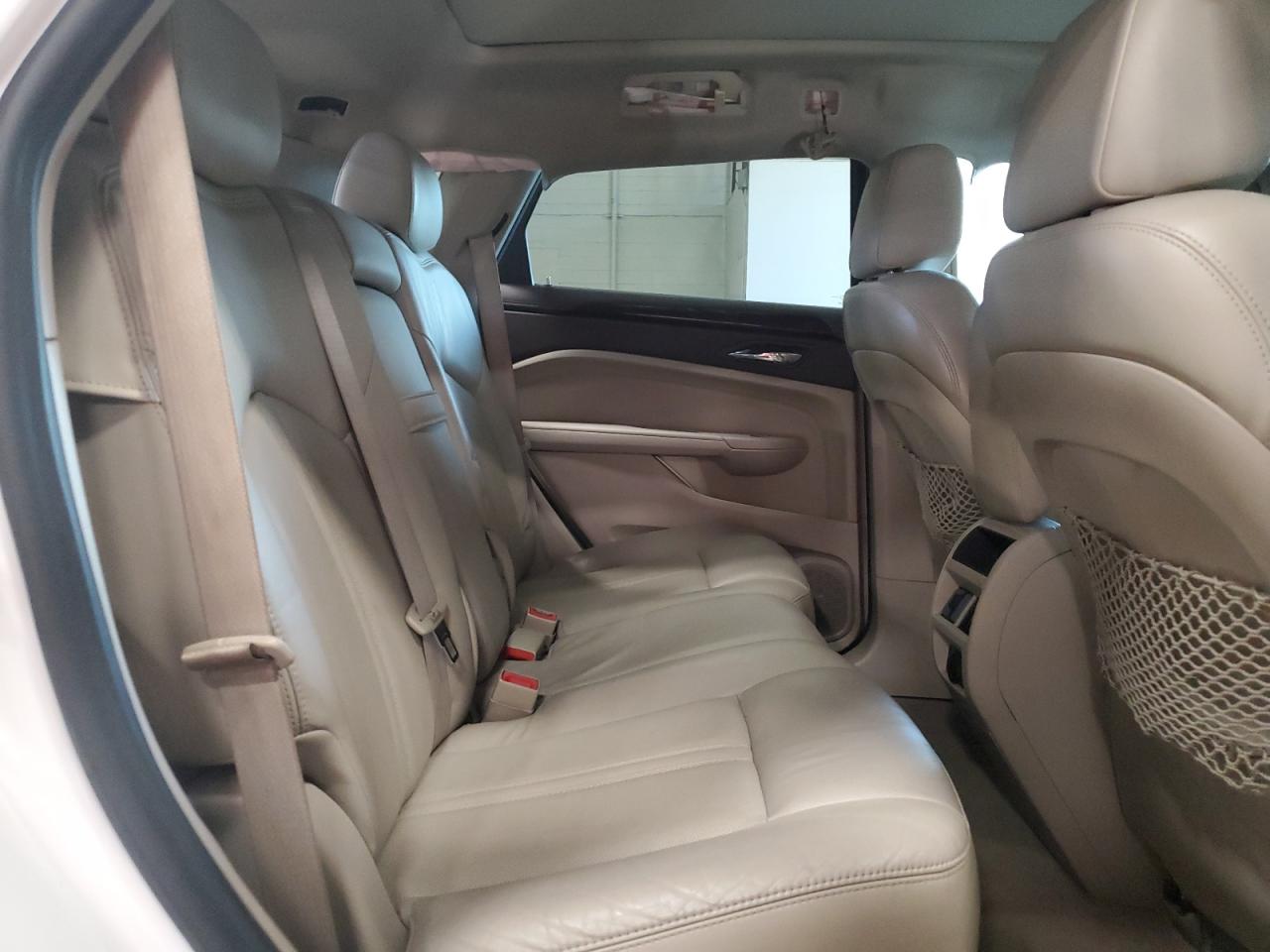 2010 Cadillac Srx Luxury Collection VIN: 3GYFNAEY7AS625421 Lot: 81000035