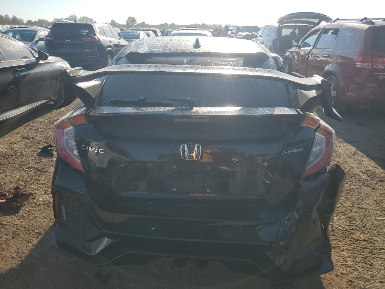 2018 Honda Civic Sport VIN: SHHFK7H40JU428320 Lot: 84372315