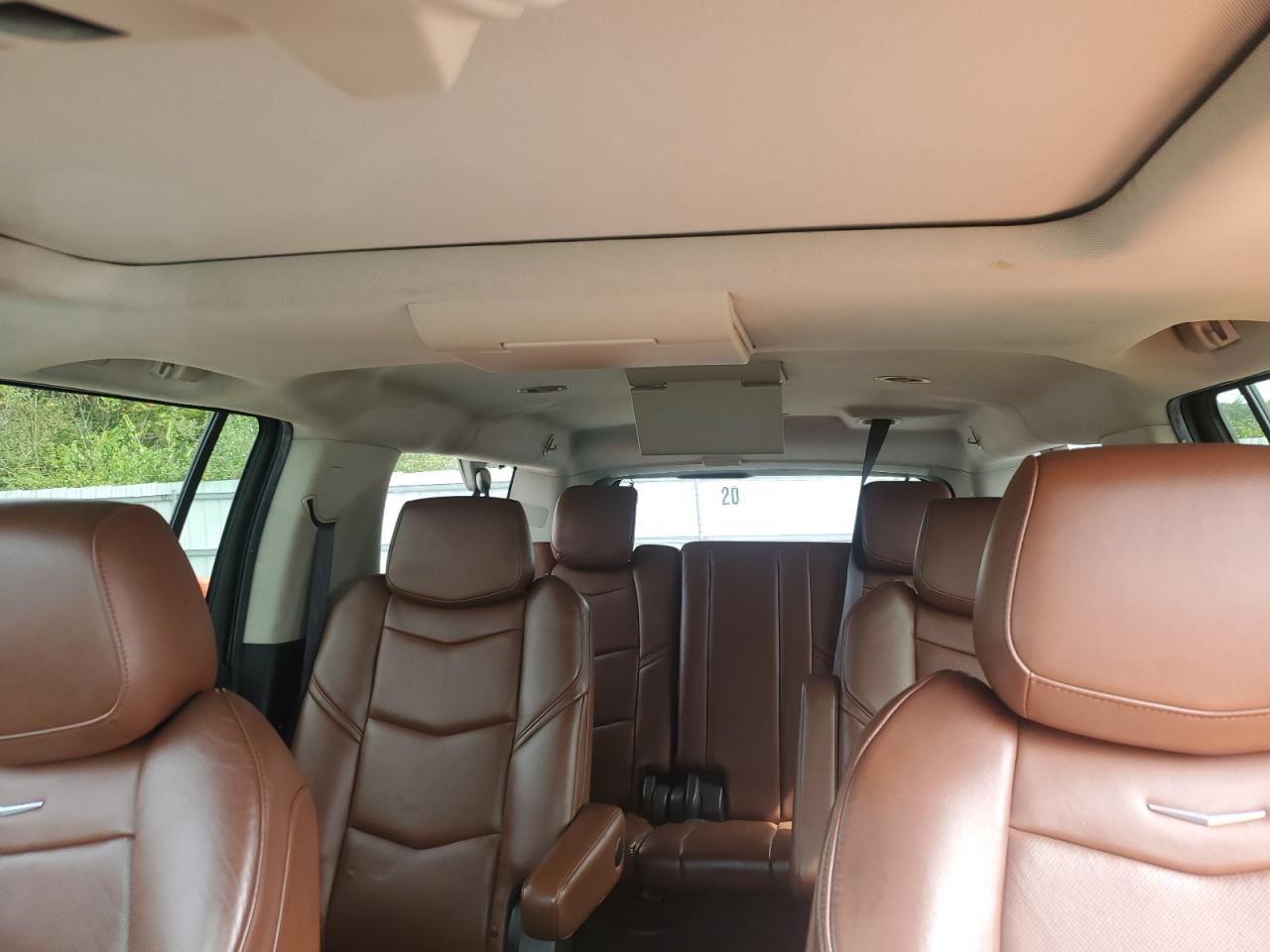 2017 Cadillac Escalade Esv Luxury VIN: 1GYS4HKJ0HR230995 Lot: 84365705