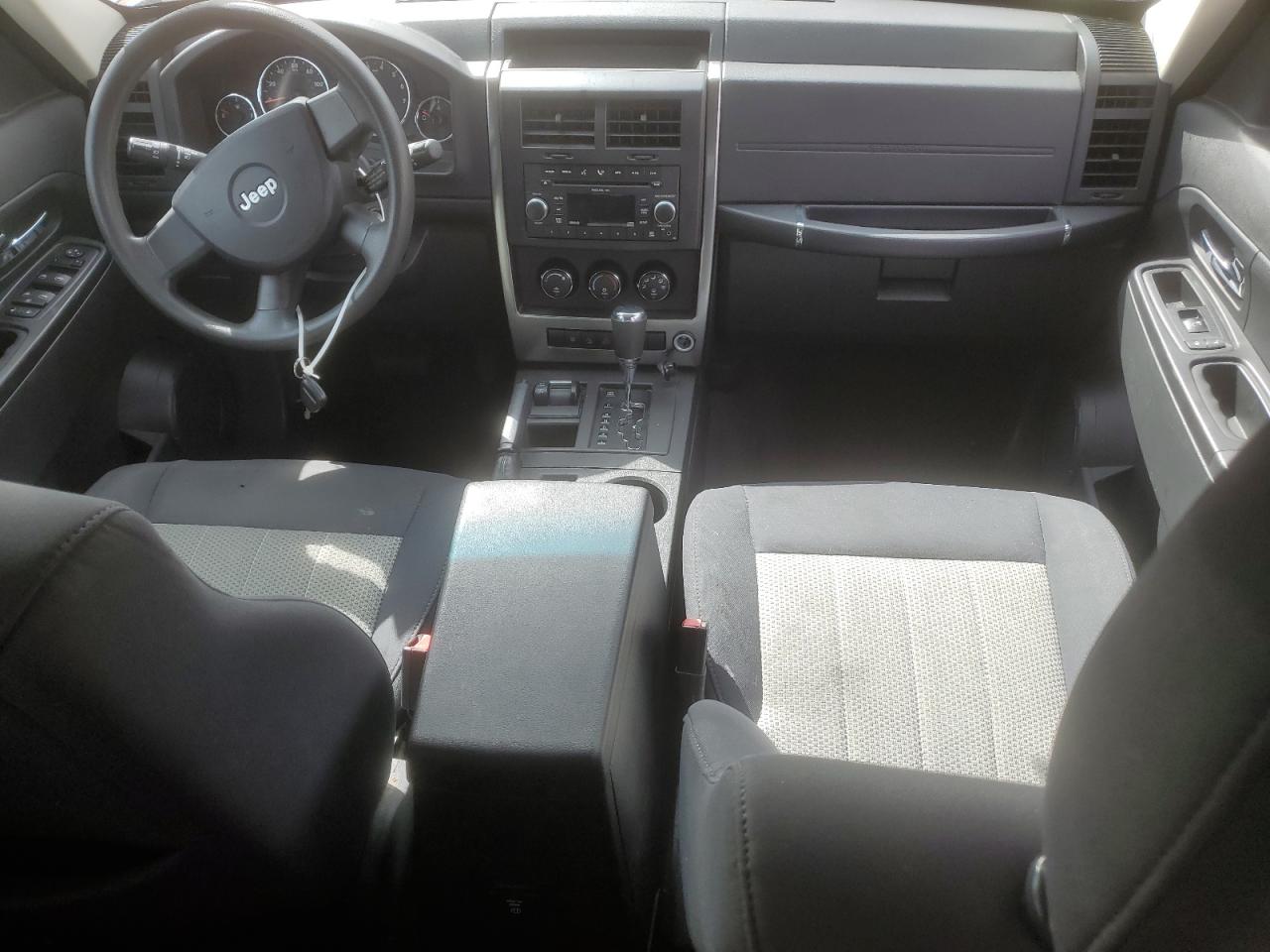 2009 Jeep Liberty Sport VIN: 1J8GN28K29W535545 Lot: 80172095