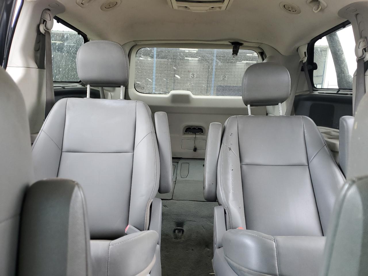 2011 Volkswagen Routan Se VIN: 2V4RW3DG3BR670476 Lot: 71908425