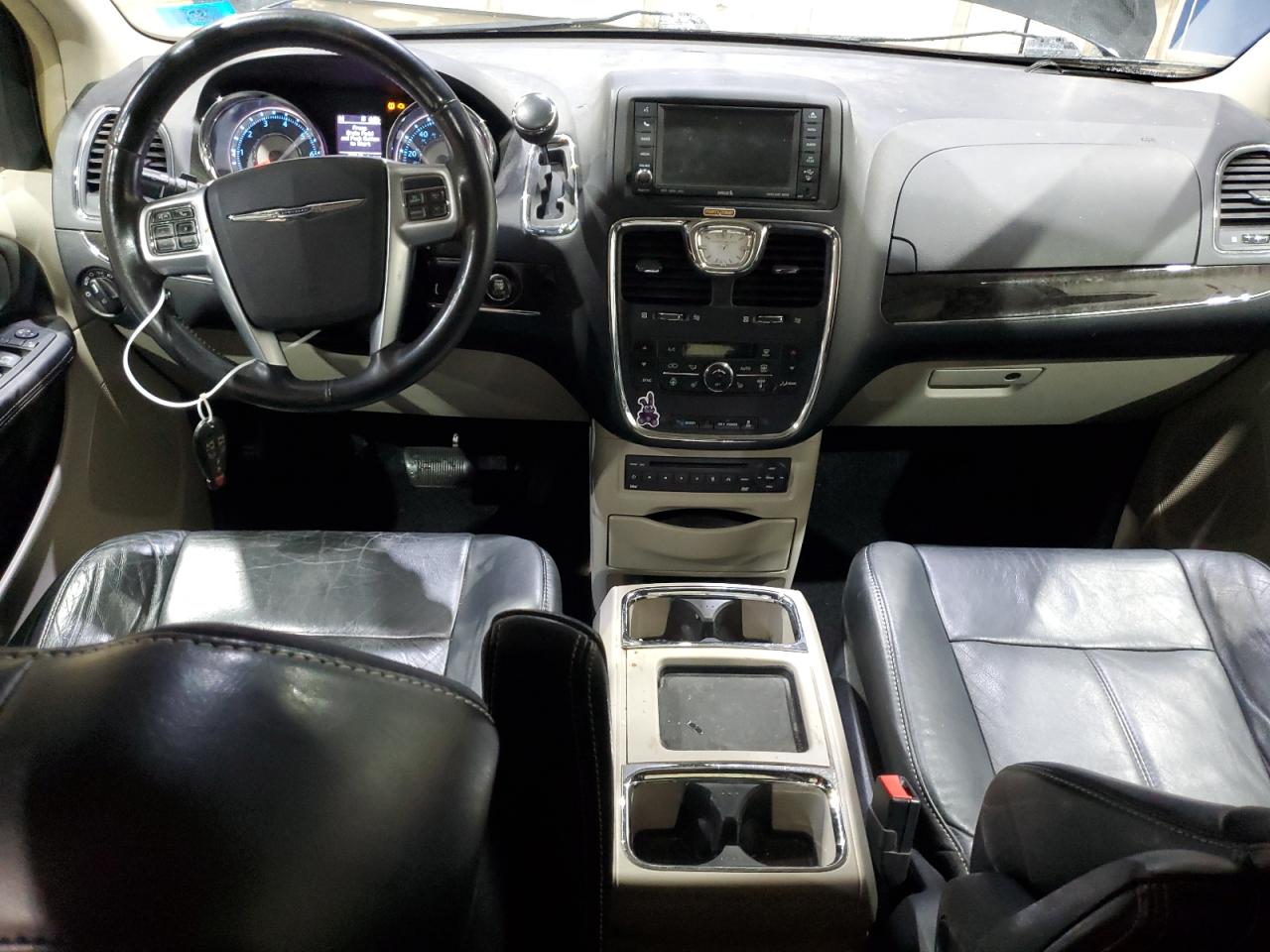 2011 Chrysler Town & Country Limited VIN: 2A4RR6DG2BR631441 Lot: 72066635