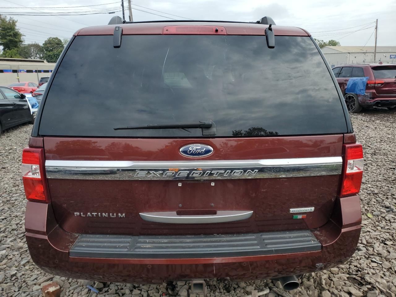 2015 Ford Expedition Platinum VIN: 1FMJU1MT9FEF36276 Lot: 81758685