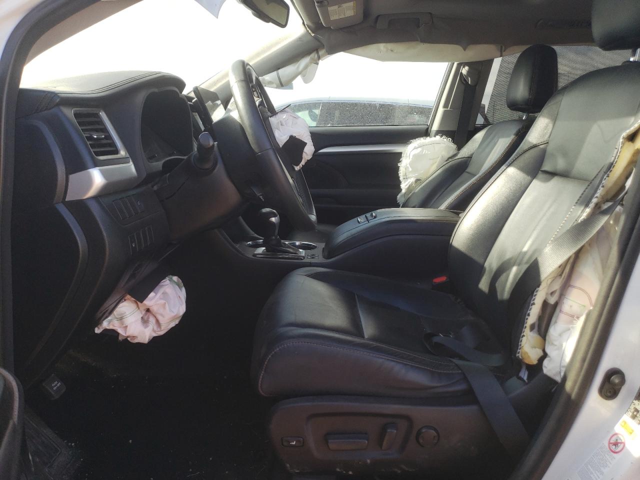2016 Toyota Highlander Xle VIN: 5TDJKRFH7GS318656 Lot: 71736295
