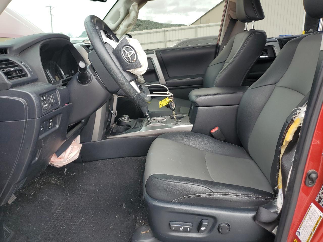 2019 Toyota 4Runner Sr5/Sr5 Premium VIN: JTEBU5JRXK5708555 Lot: 83934735