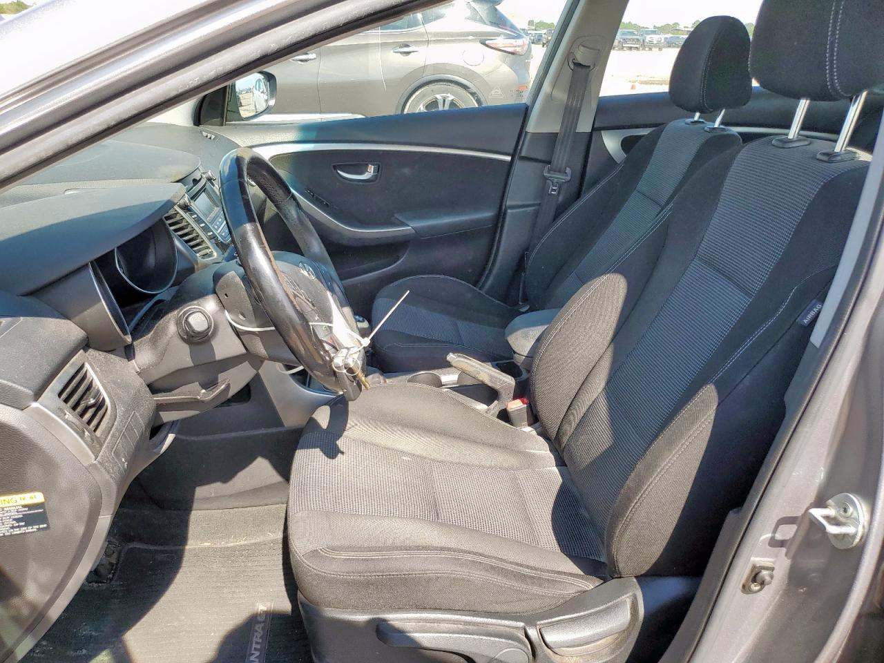 2013 Hyundai Elantra Gt VIN: KMHD35LE9DU082950 Lot: 84558425