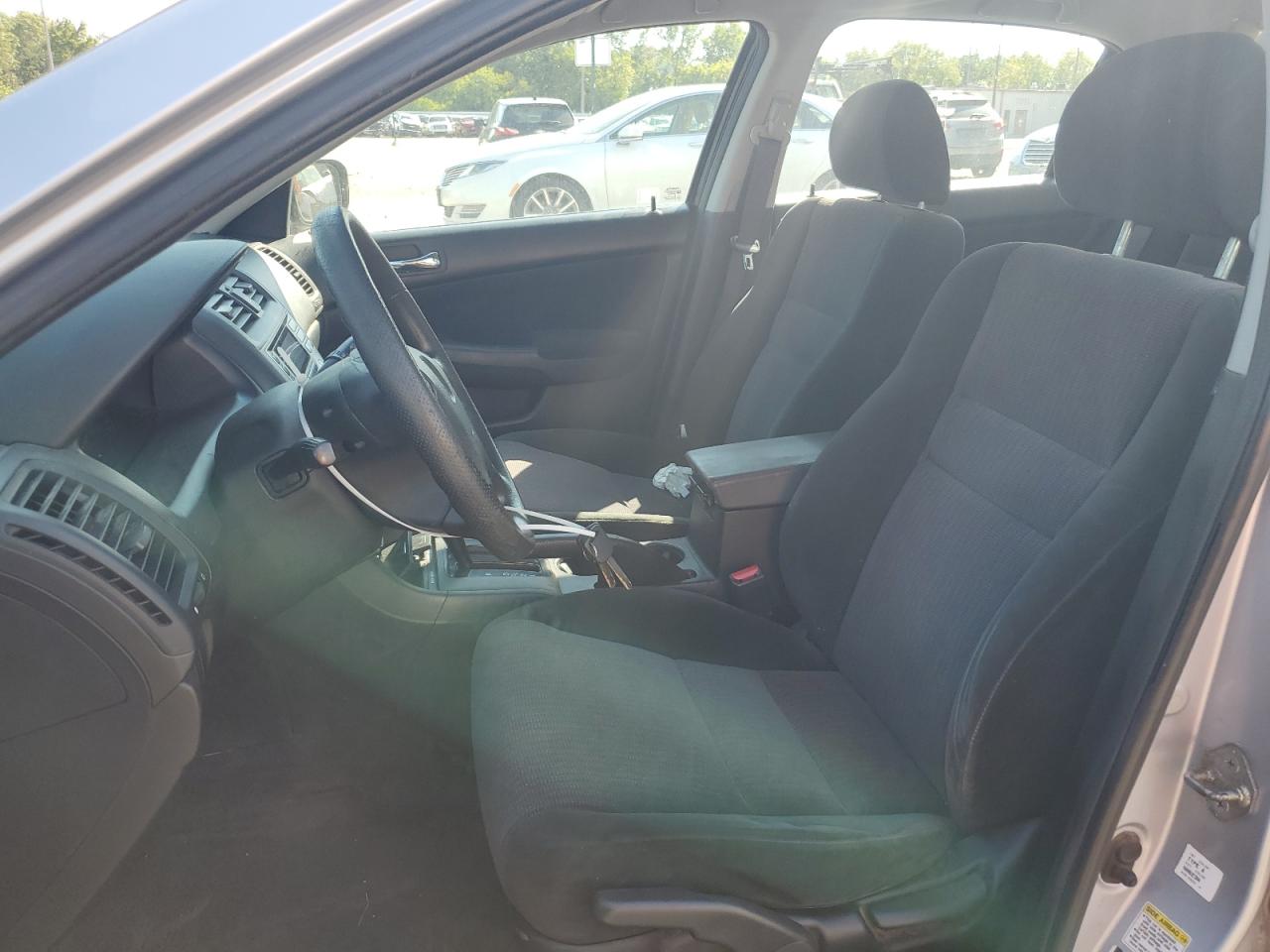 2005 Honda Accord Lx VIN: 1HGCM56445A115261 Lot: 70729955