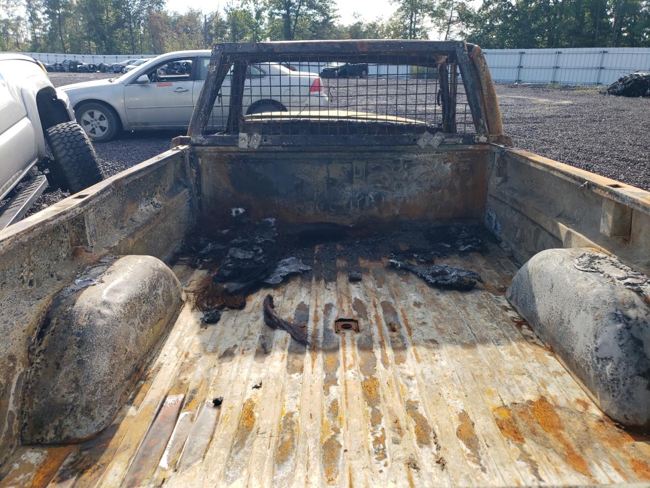 1996 GMC Sierra K2500 VIN: 1GTGK24F3TE516864 Lot: 81720265