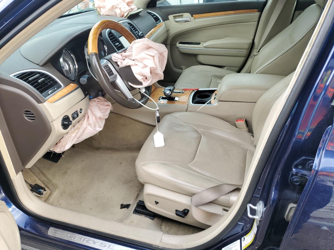 2014 Chrysler 300C VIN: 2C3CCAEG1EH308561 Lot: 69813255