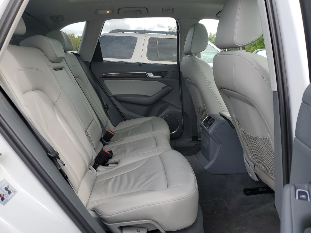 2014 Audi Q5 Premium Hybrid VIN: WA1C8BFP4EA113127 Lot: 71675975