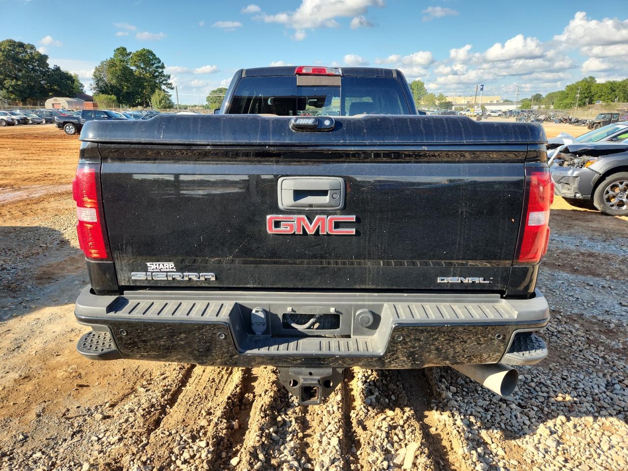 2015 GMC Sierra K2500 Denali VIN: 1GT120E89FF534777 Lot: 83986025