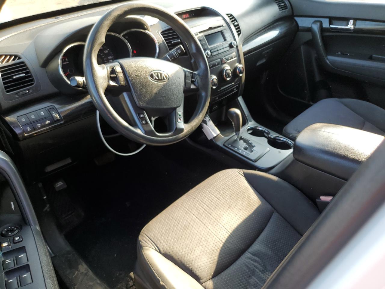 2011 Kia Sorento Base VIN: 5XYKTDA17BG077959 Lot: 81502325