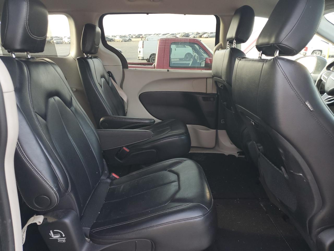 2022 Chrysler Pacifica Touring L VIN: 2C4RC1BG7NR136802 Lot: 72022695